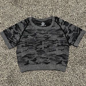 SHEIN Gymshark Camo Dupe cropped workout top